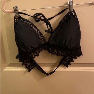 🐈Crochette halter neck bikini top